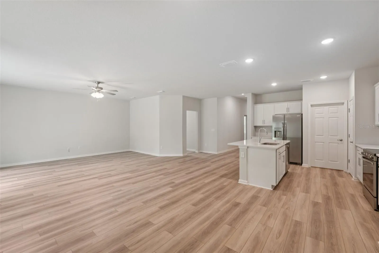 46 POPLAR DR