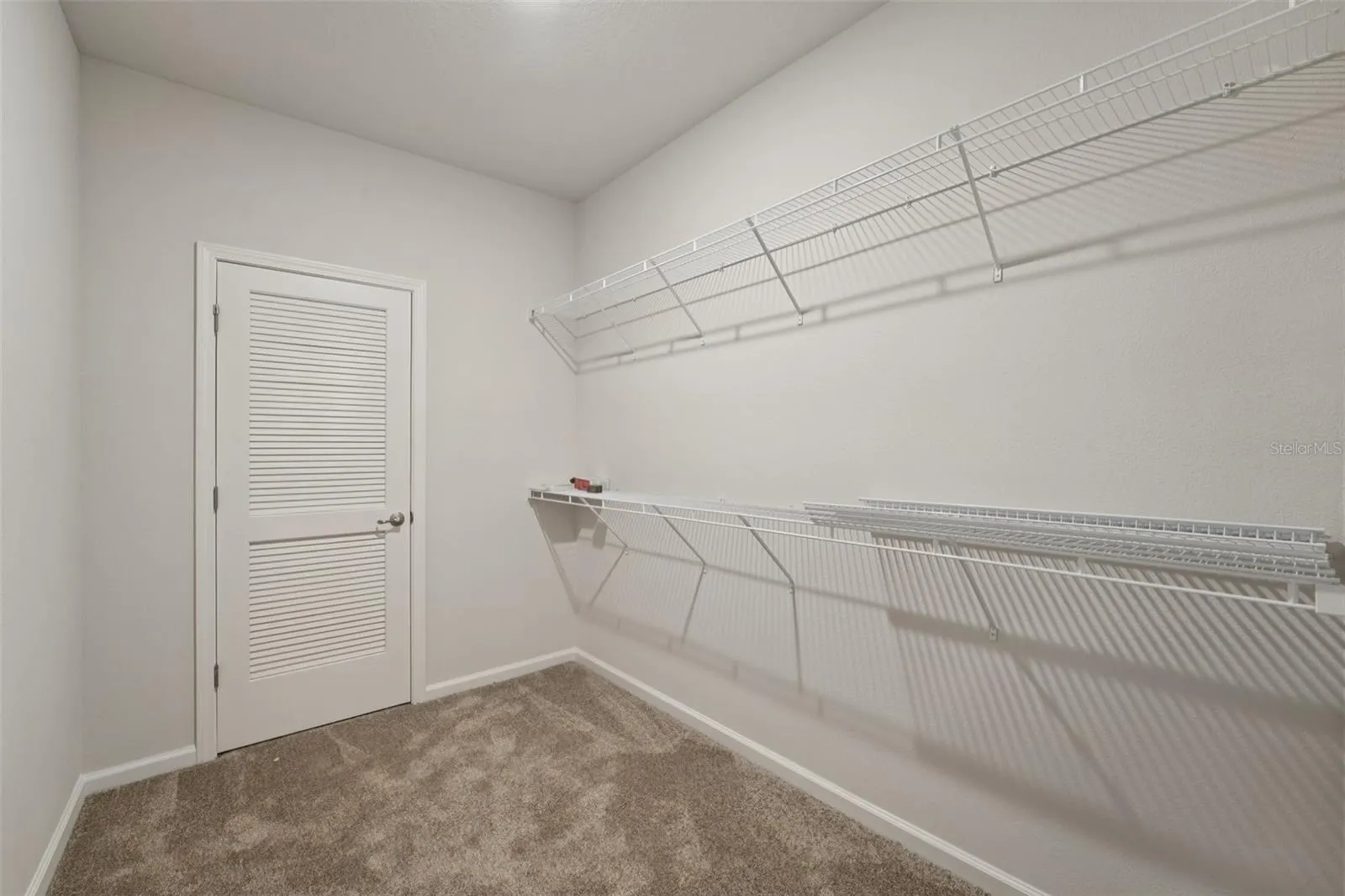46 POPLAR DR