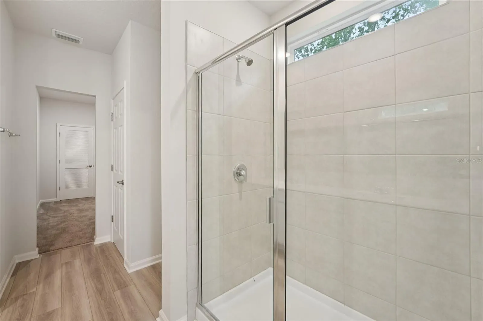 46 POPLAR DR