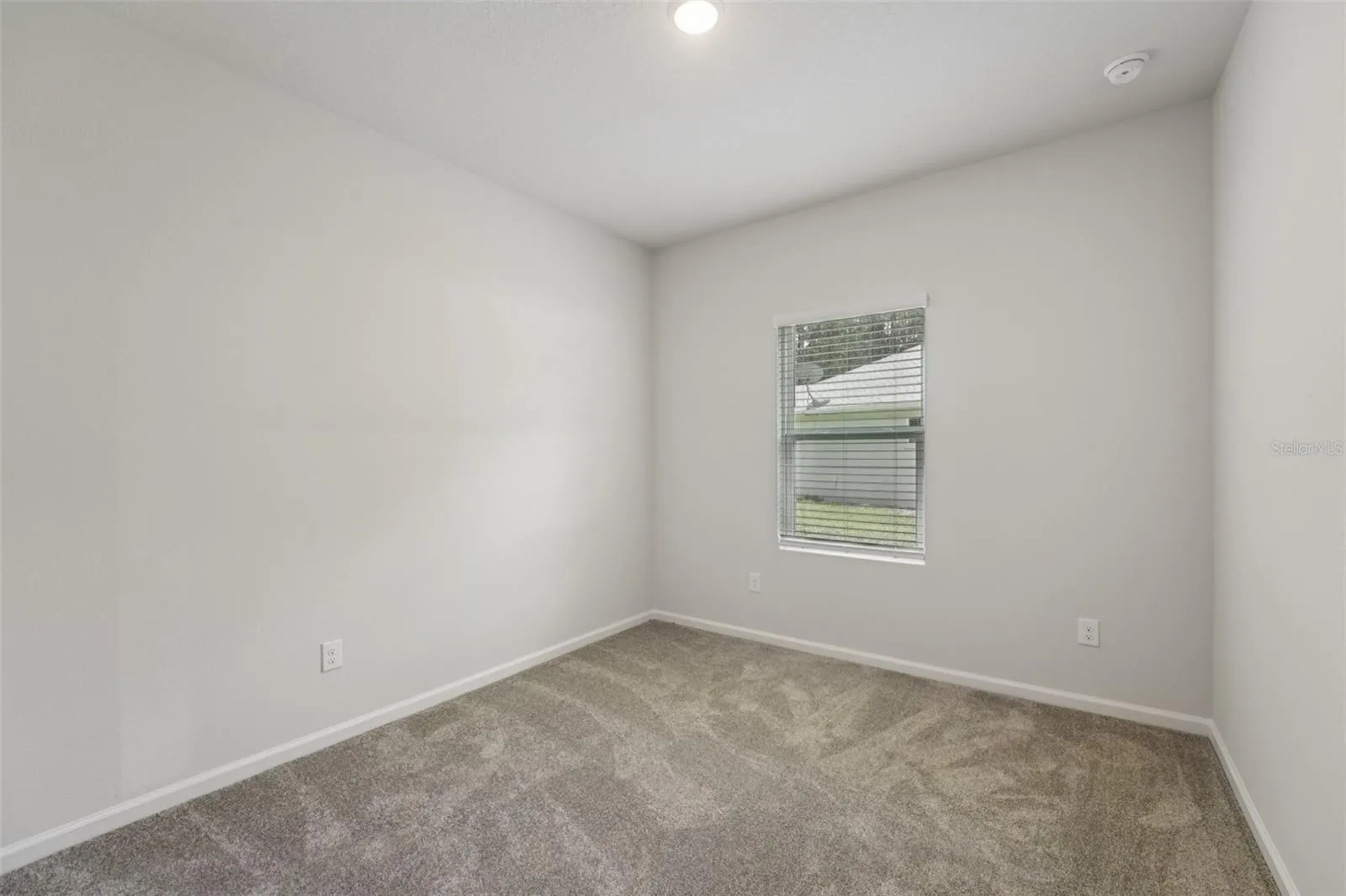 46 POPLAR DR