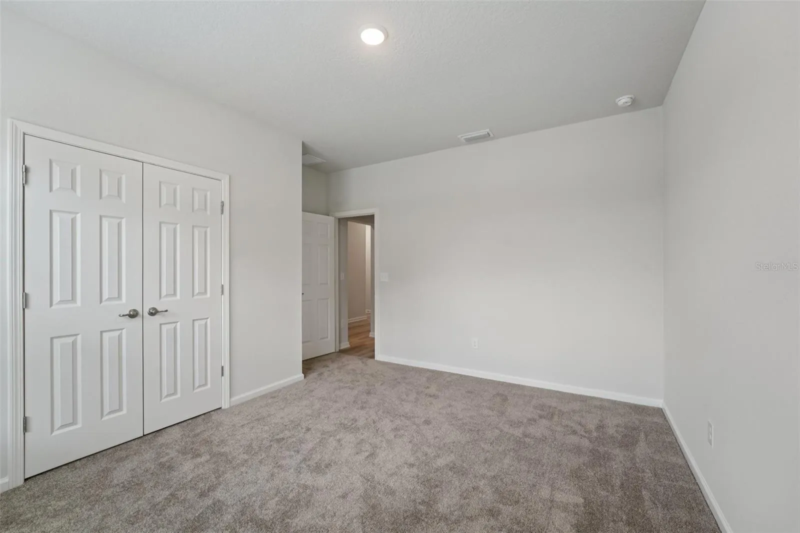46 POPLAR DR