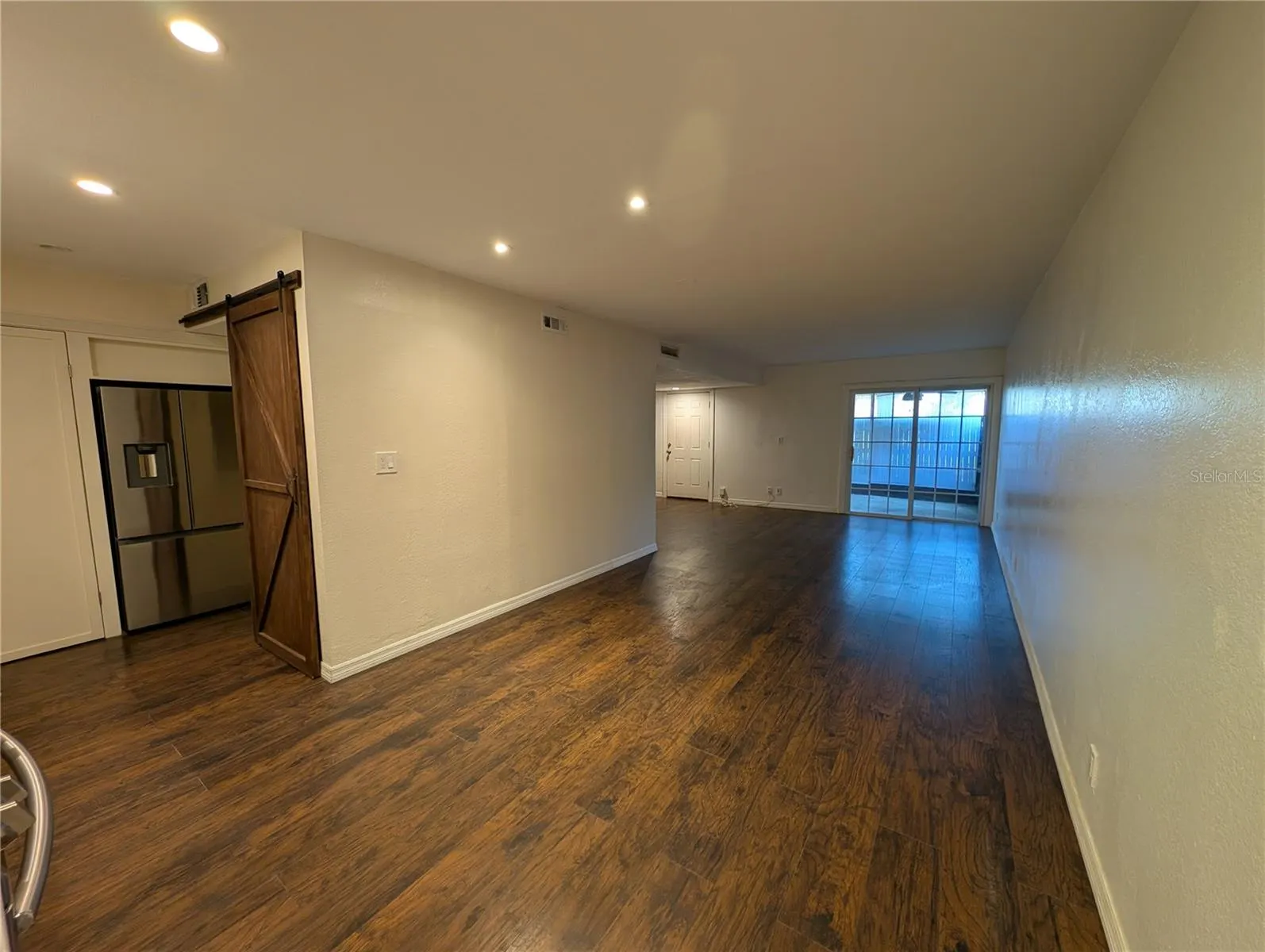 8710 PLUM LN