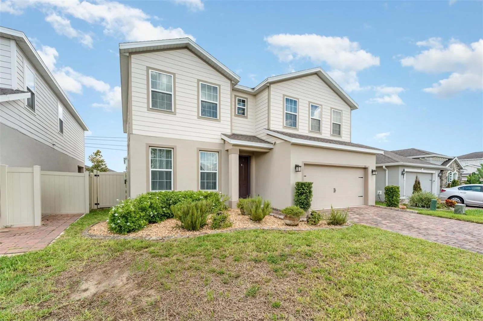 392 SUMMER SQUALL RD
