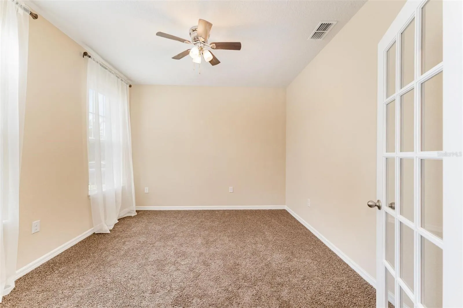 392 SUMMER SQUALL RD