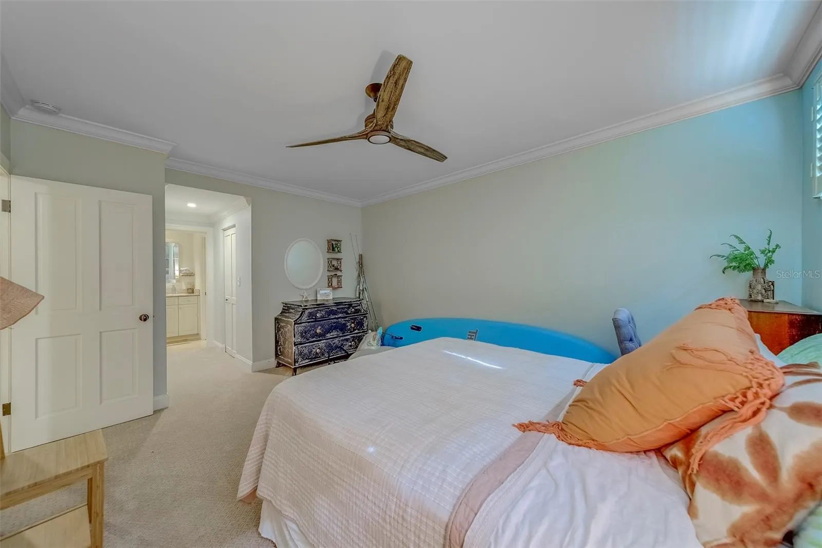 2250 GULF BLVD #B2, #B2