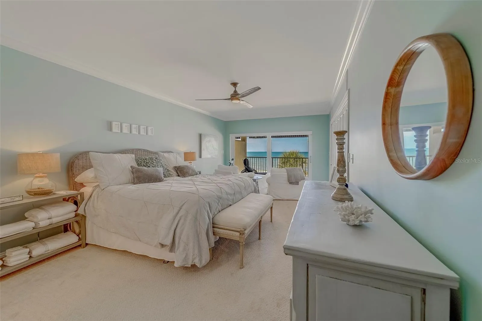 2250 GULF BLVD #B2, #B2