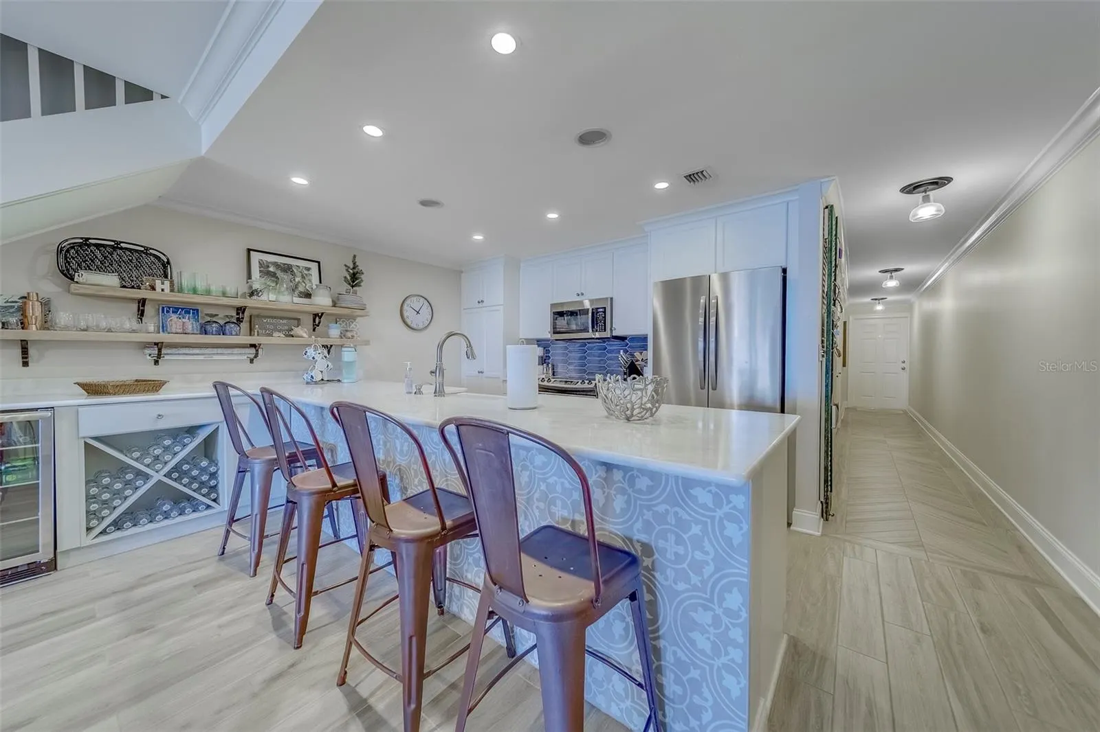 2250 GULF BLVD #B2, #B2