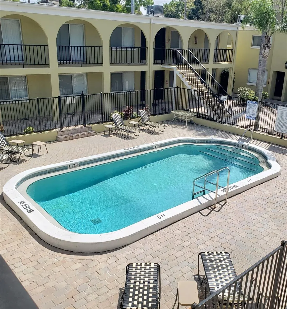 3206 W AZEELE ST #219, #219