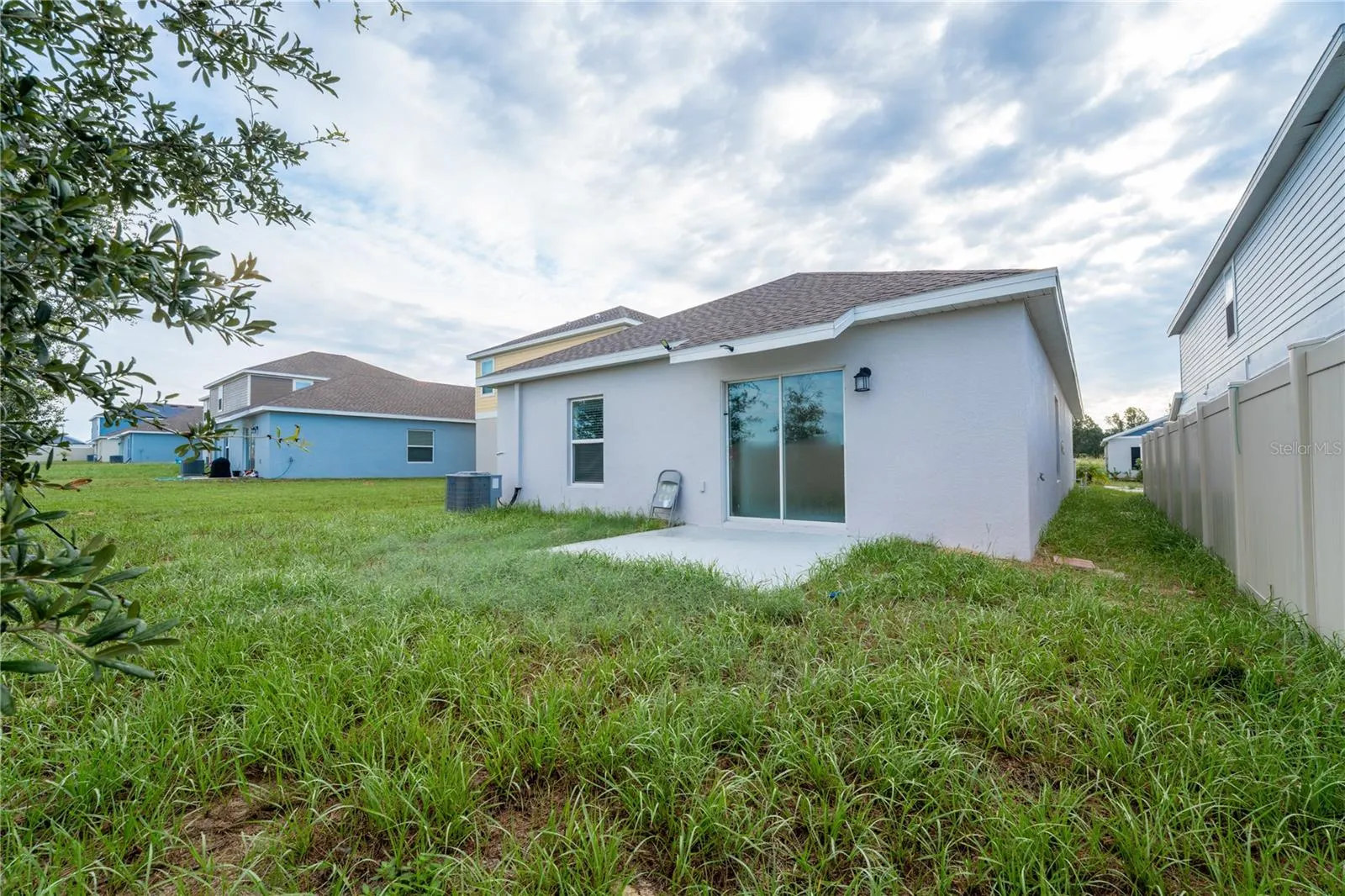 336 LOCH CT