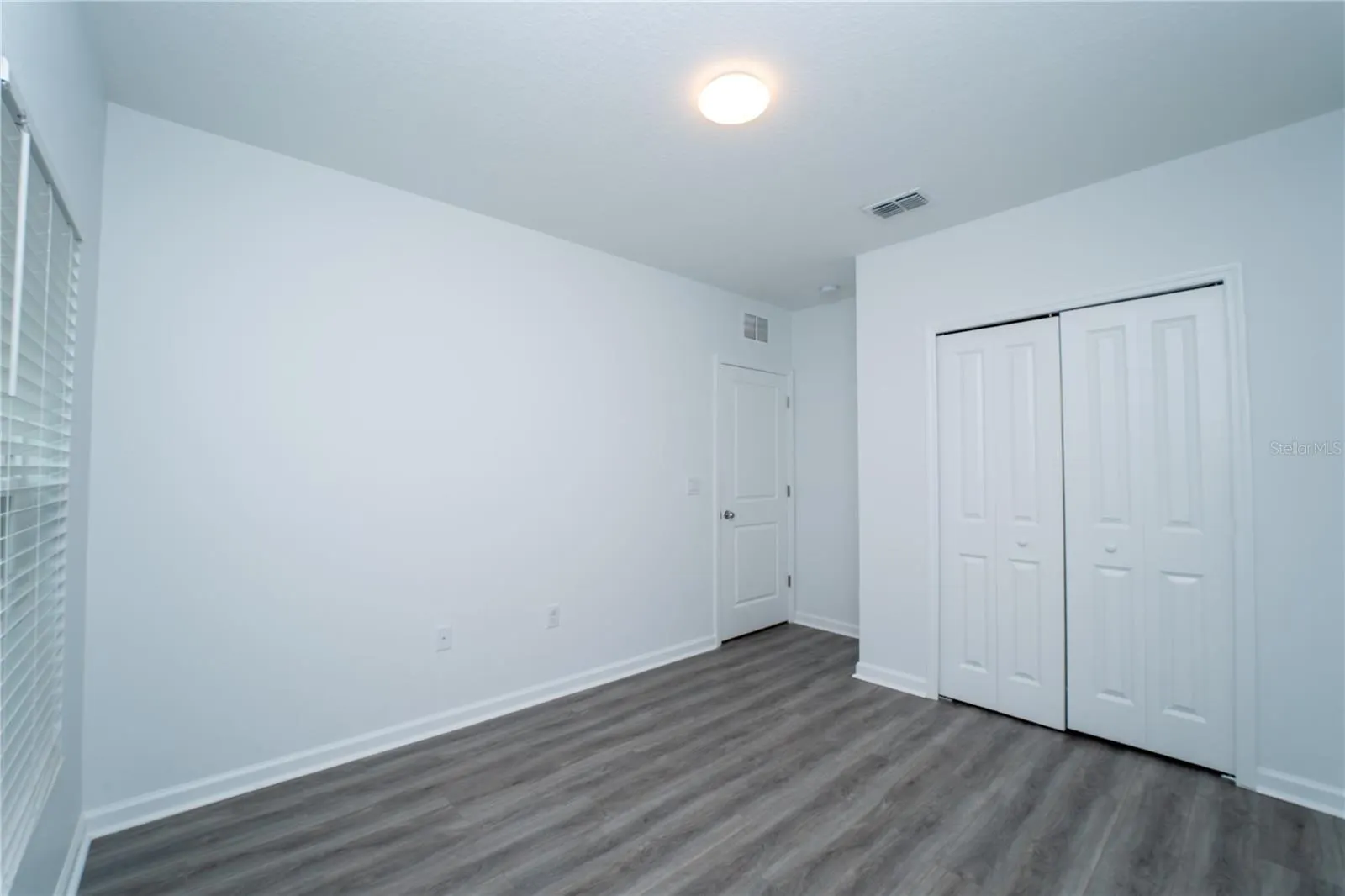 336 LOCH CT