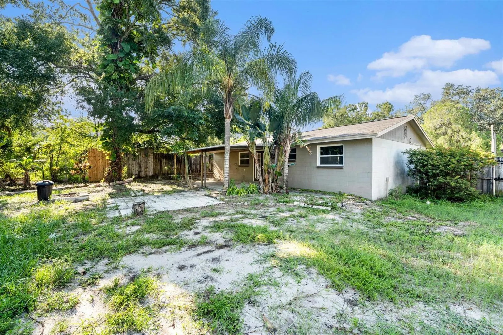 6515 RUNNINGWOODS DR