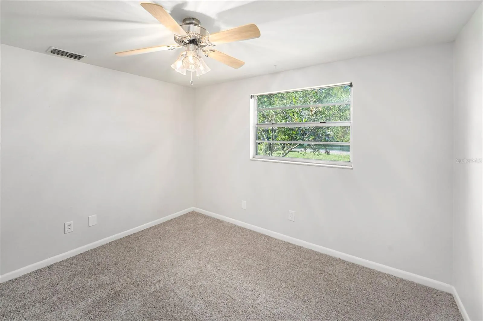 6515 RUNNINGWOODS DR