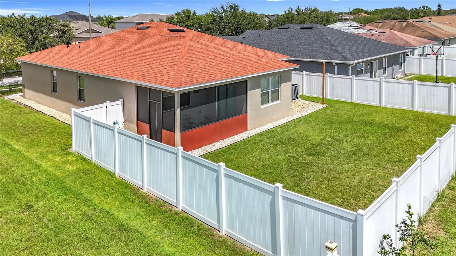 7309 TANGLE BEND DR