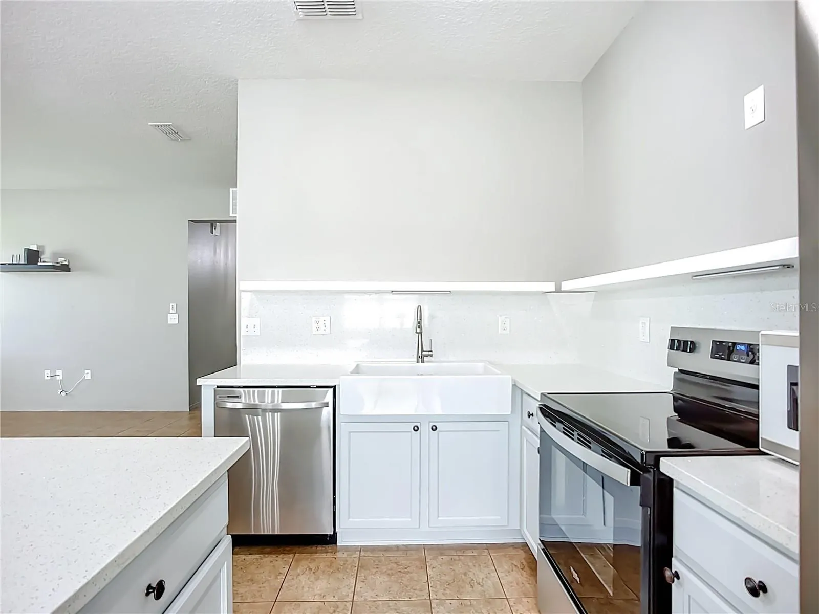 7309 TANGLE BEND DR