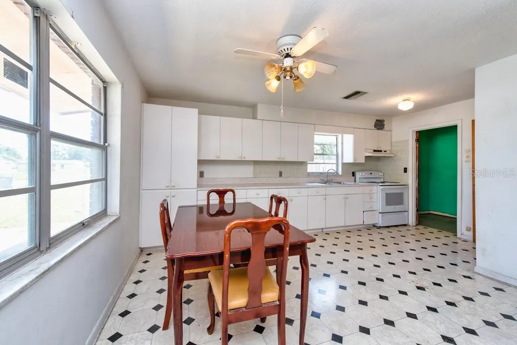4203 FAWN CIR