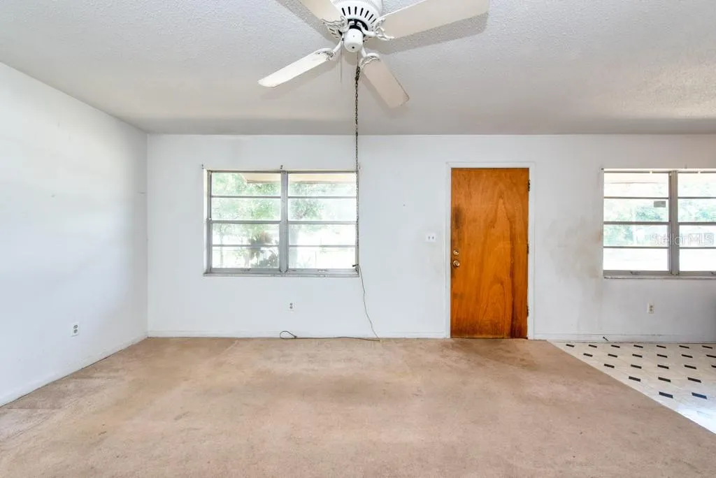 4203 FAWN CIR