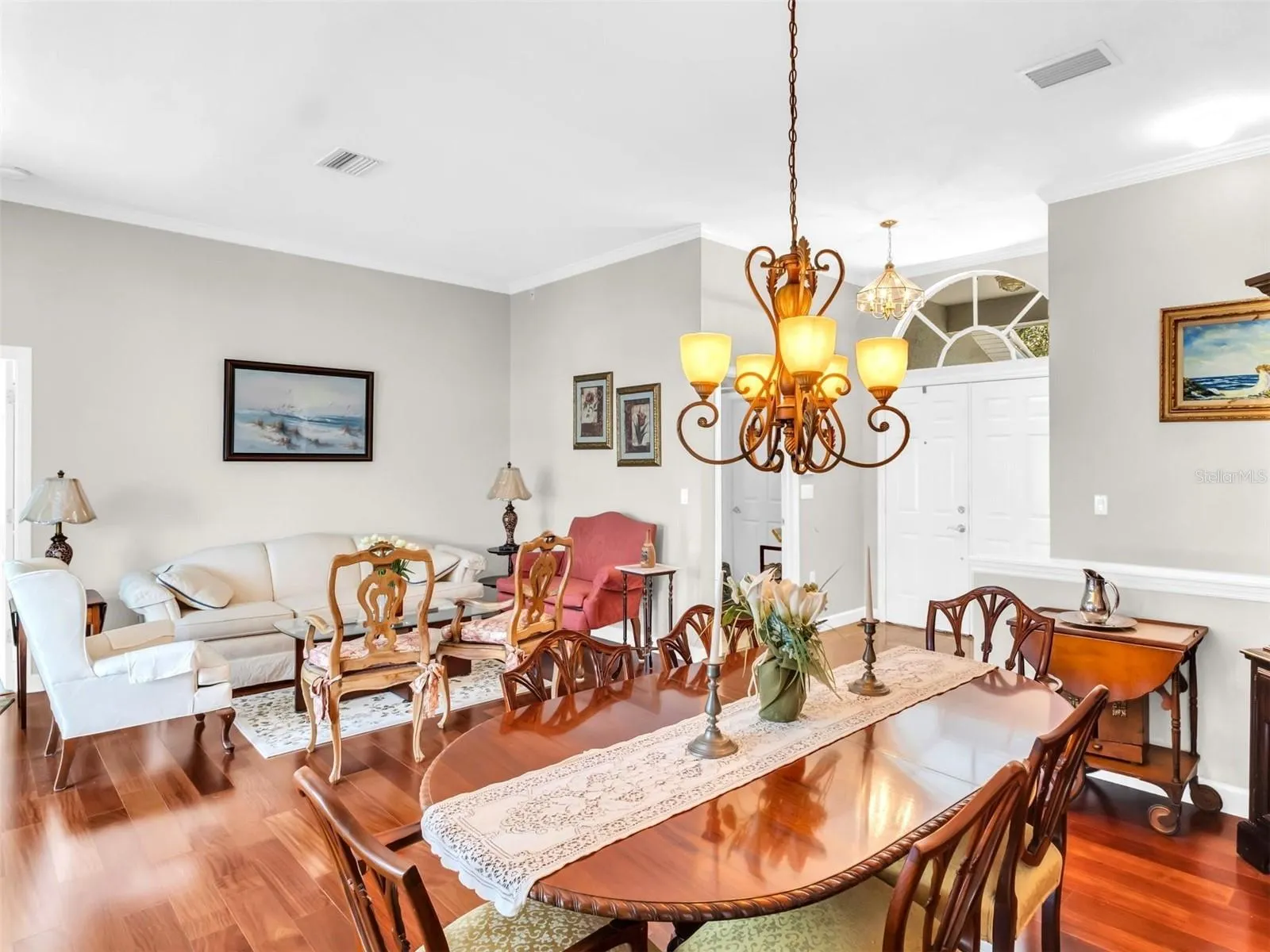 1070 POINTE ALEXIS DR S