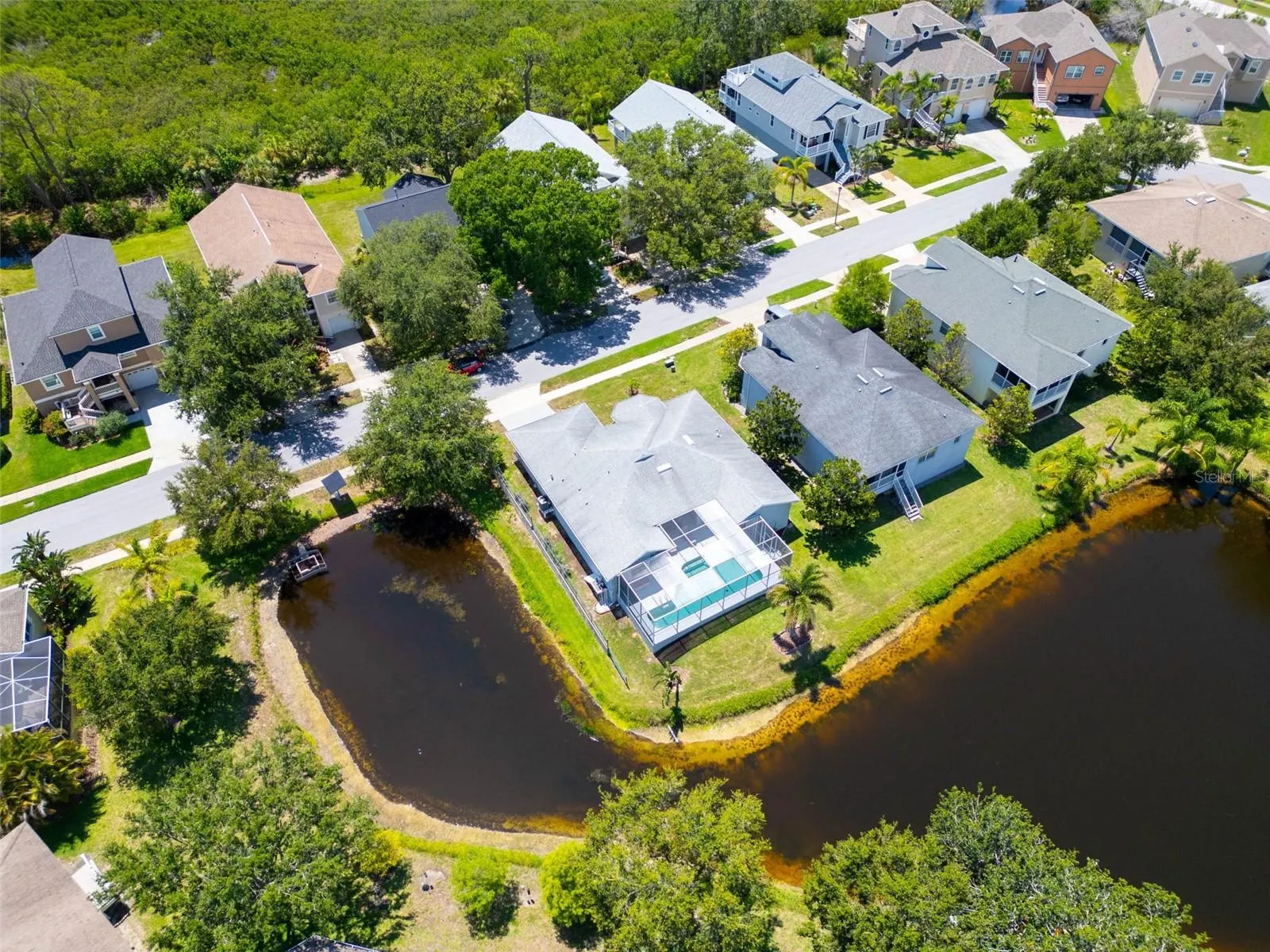 1070 POINTE ALEXIS DR S