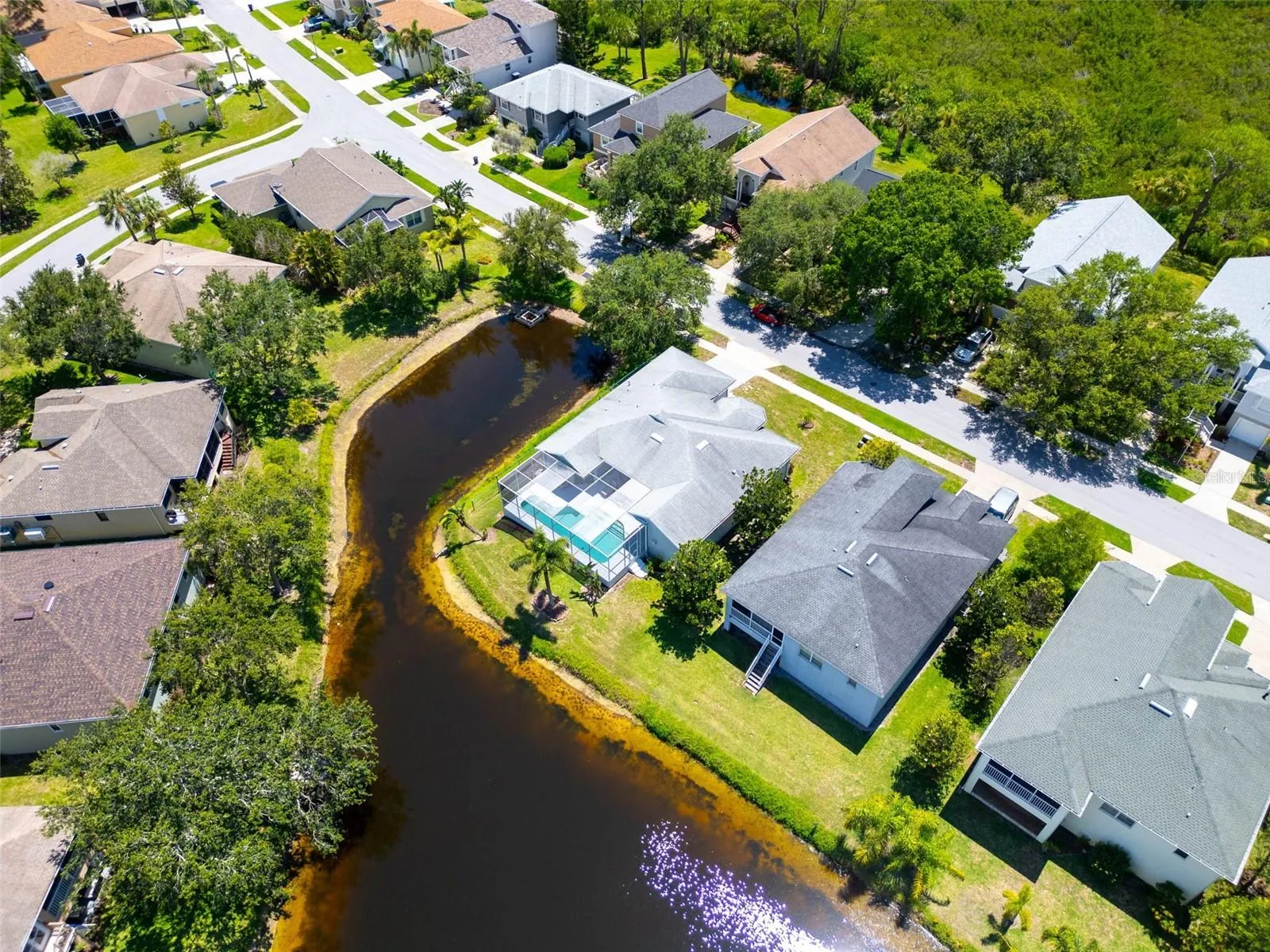 1070 POINTE ALEXIS DR S