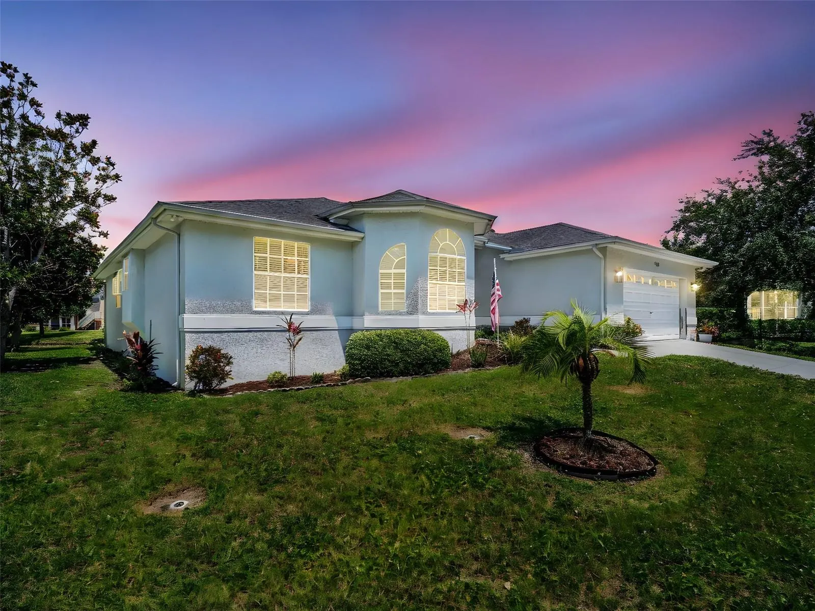 1070 POINTE ALEXIS DR S
