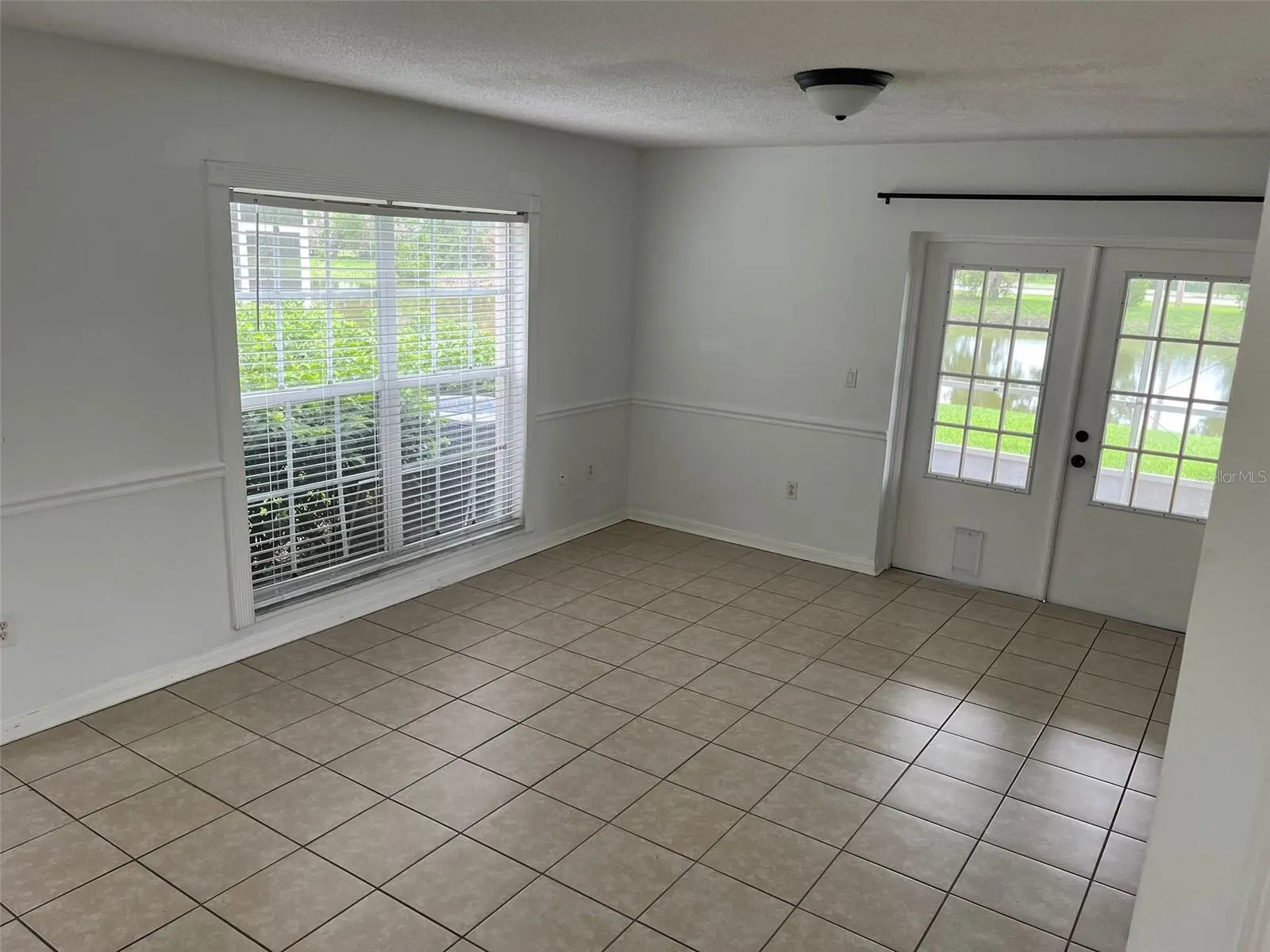 641 KENSINGTON LAKE CIR