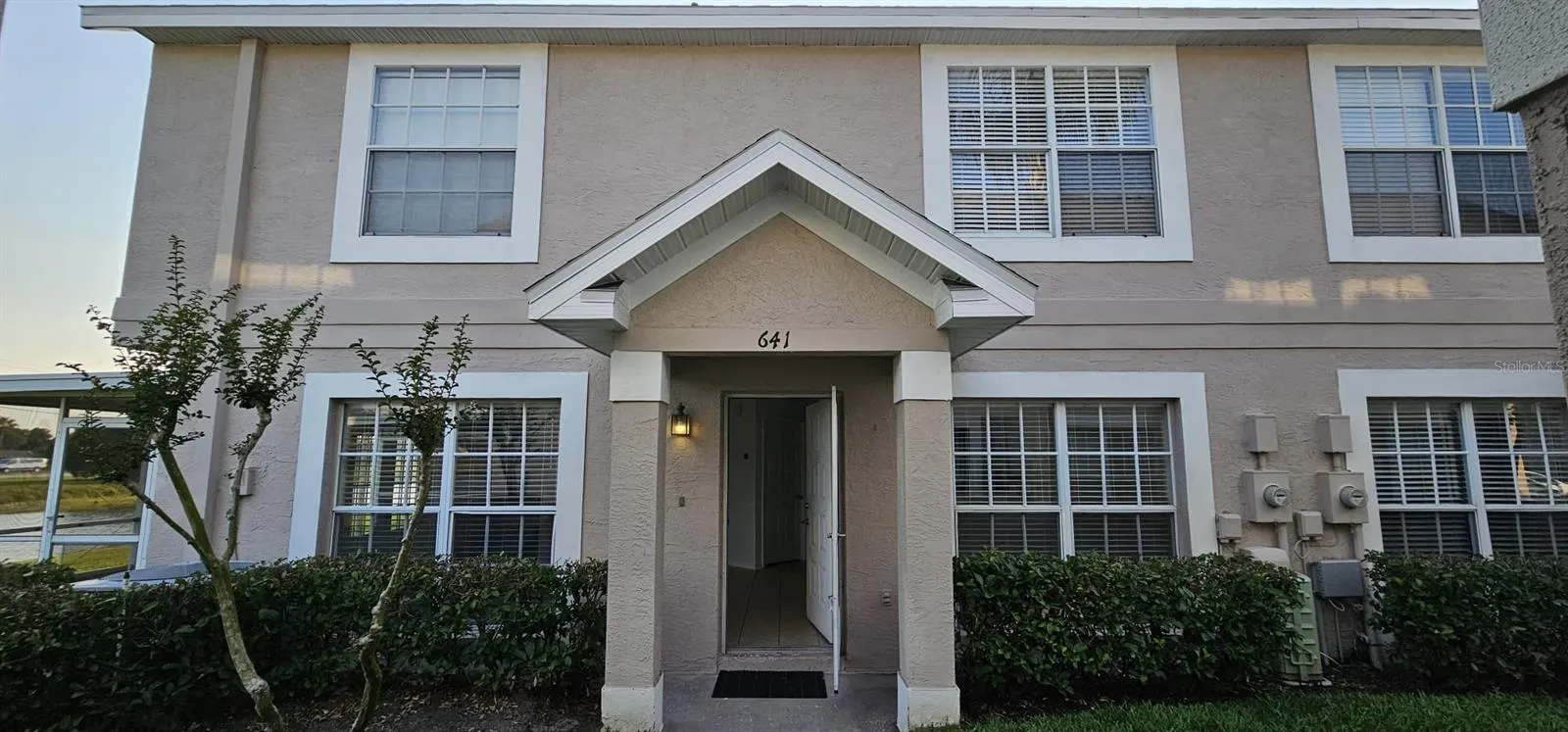 641 KENSINGTON LAKE CIR