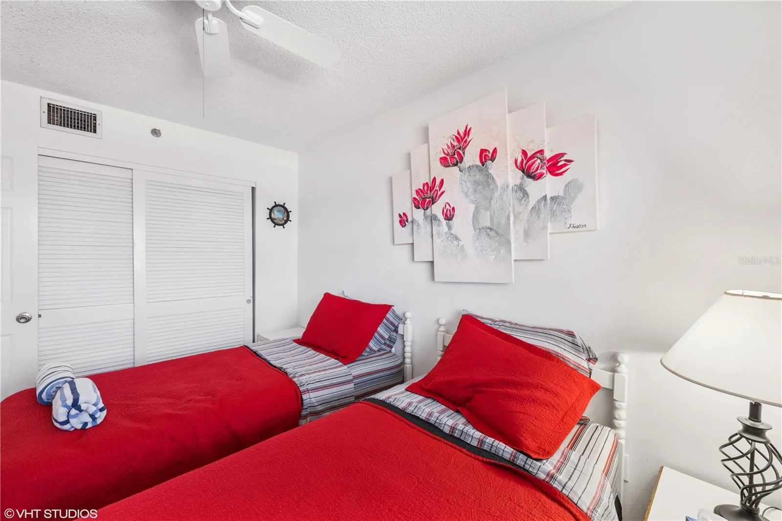 14710 GULF BLVD #204, #204