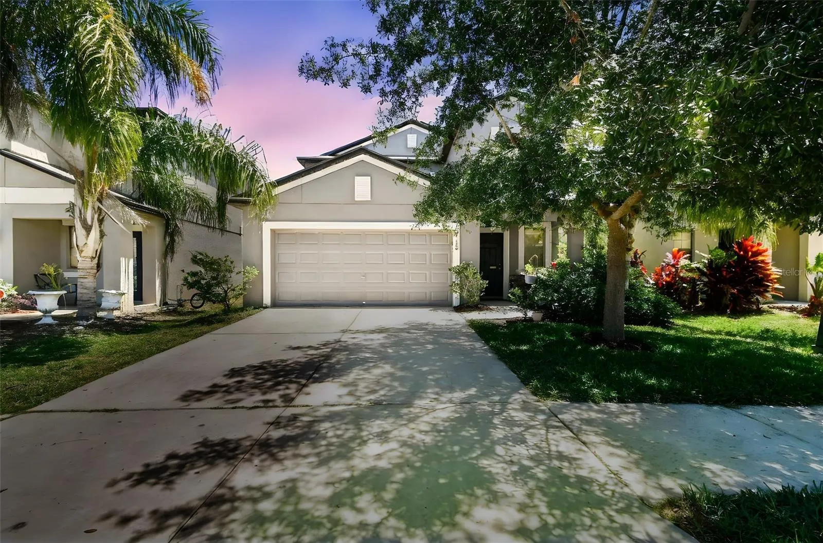 10148 ROSE PETAL PL
