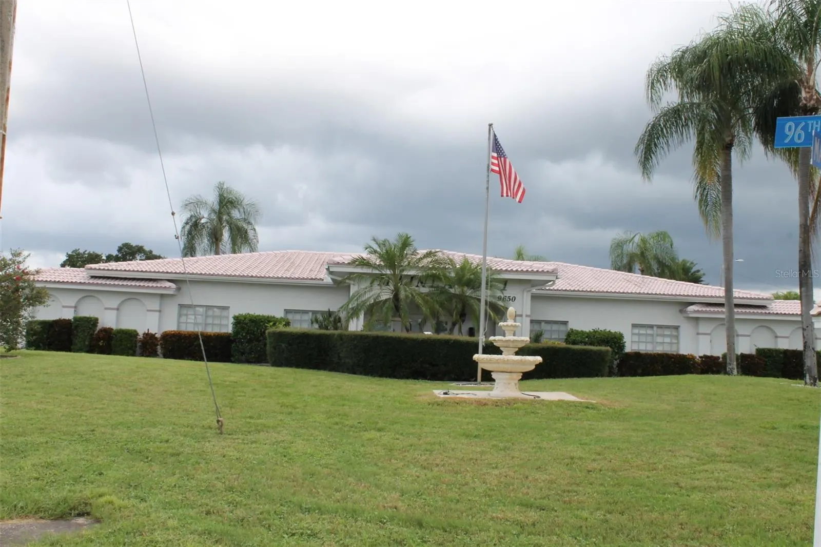 9370 MAINLANDS BLVD W