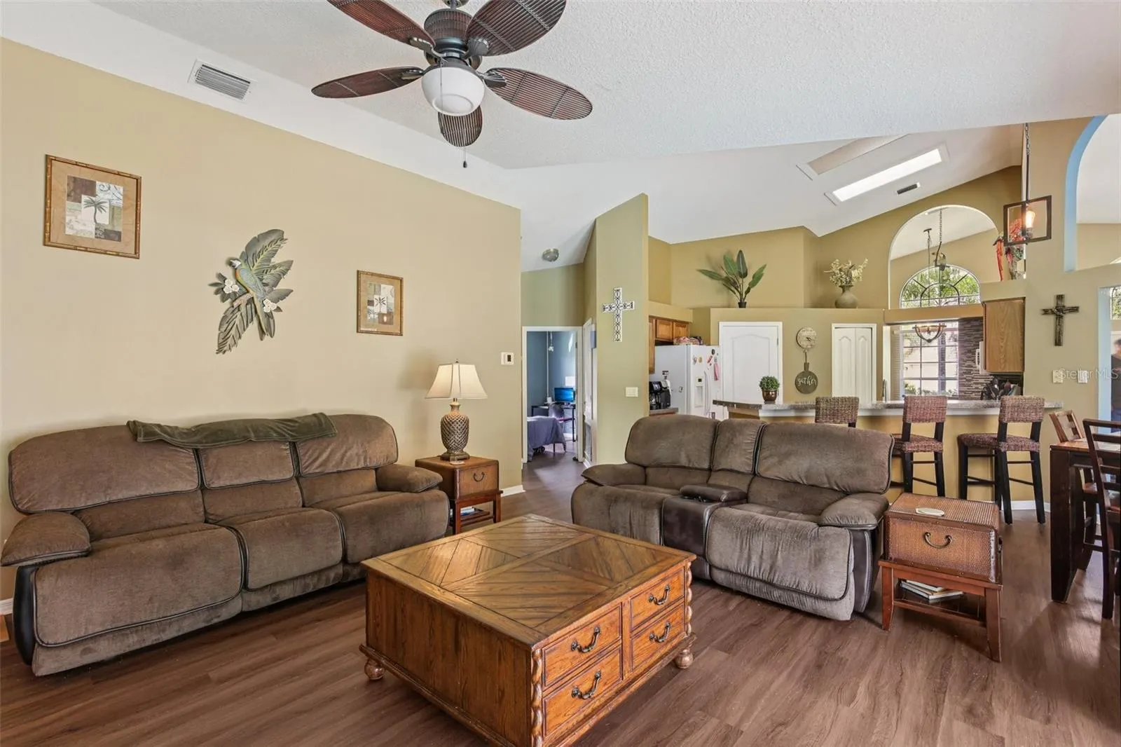 18008 SPARROWS NEST DR