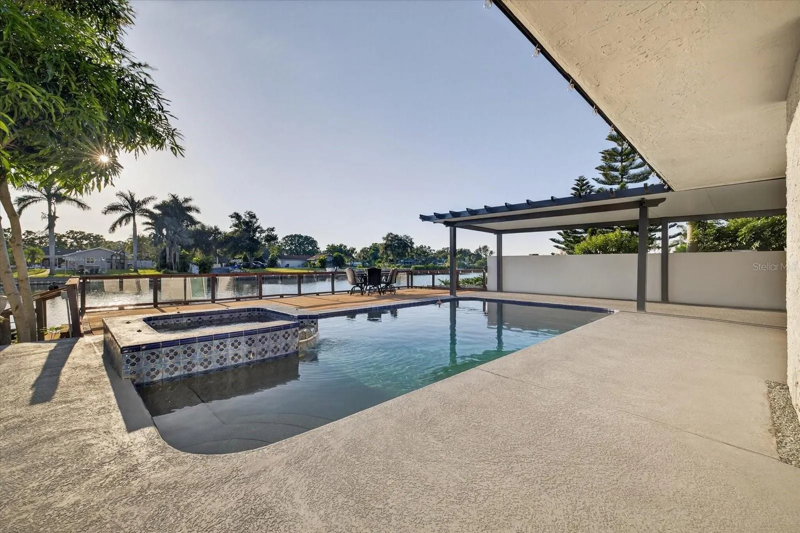 1923 SEAGULL DR