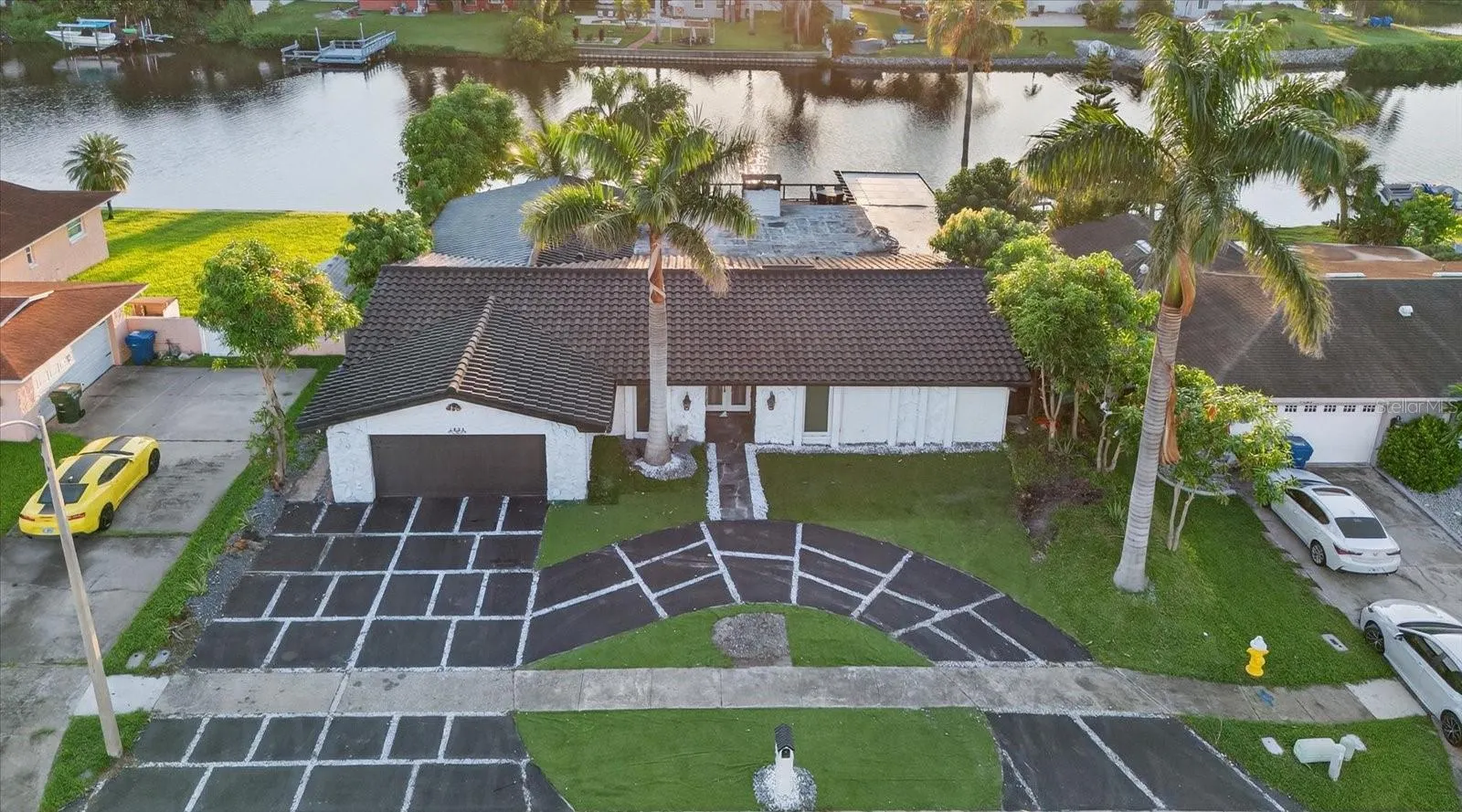 1923 SEAGULL DR