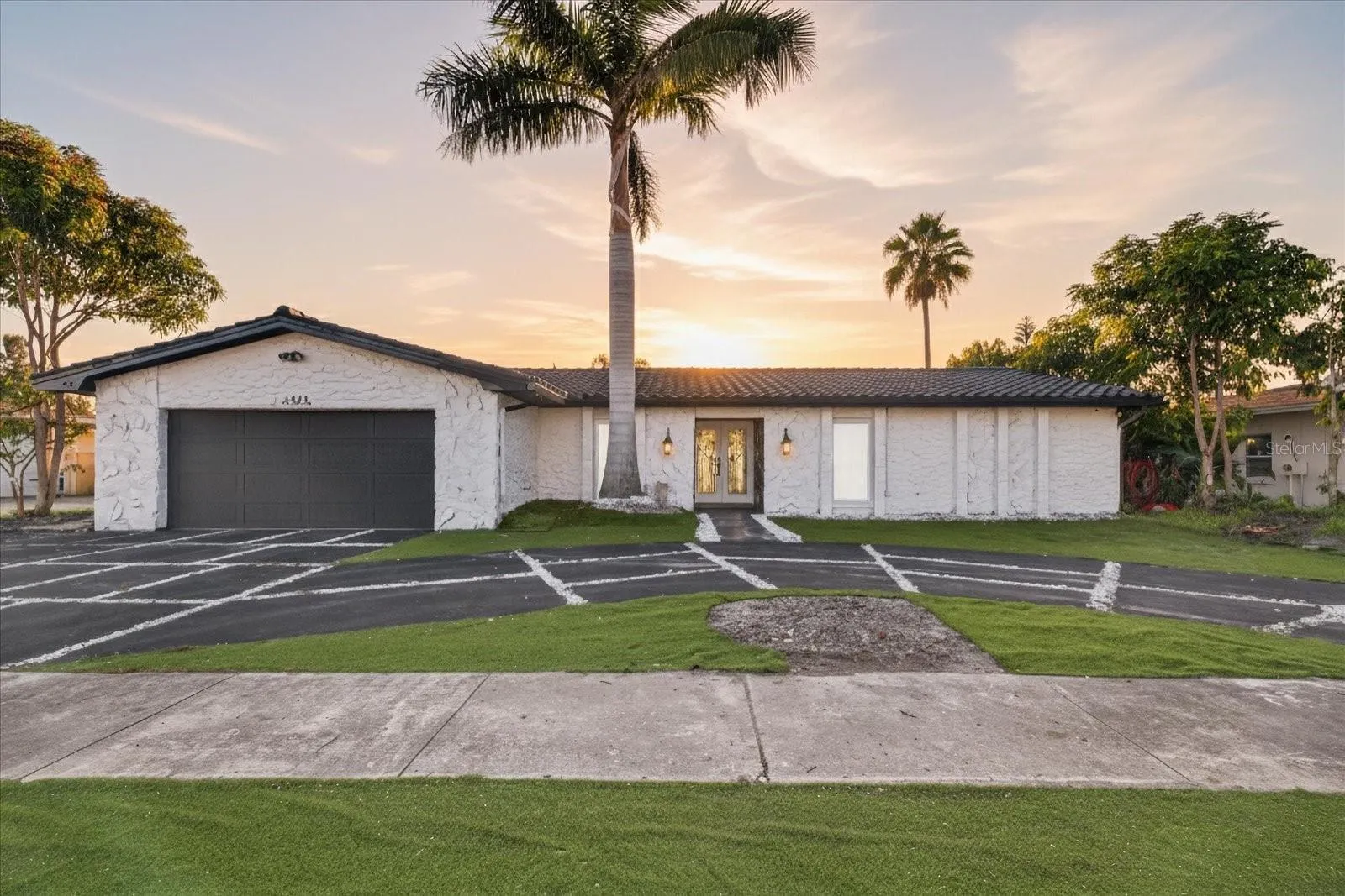 1923 SEAGULL DR