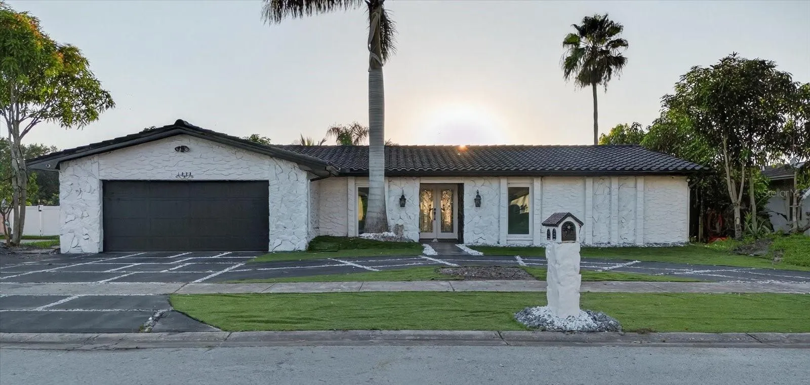 1923 SEAGULL DR