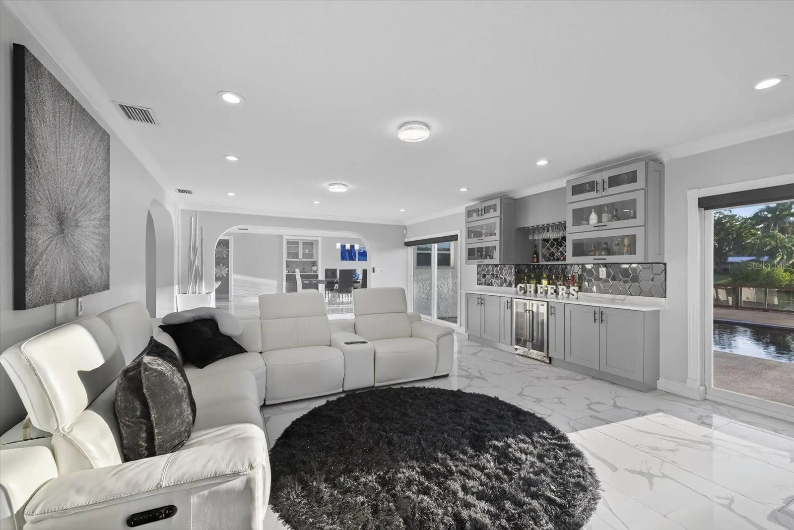 1923 SEAGULL DR