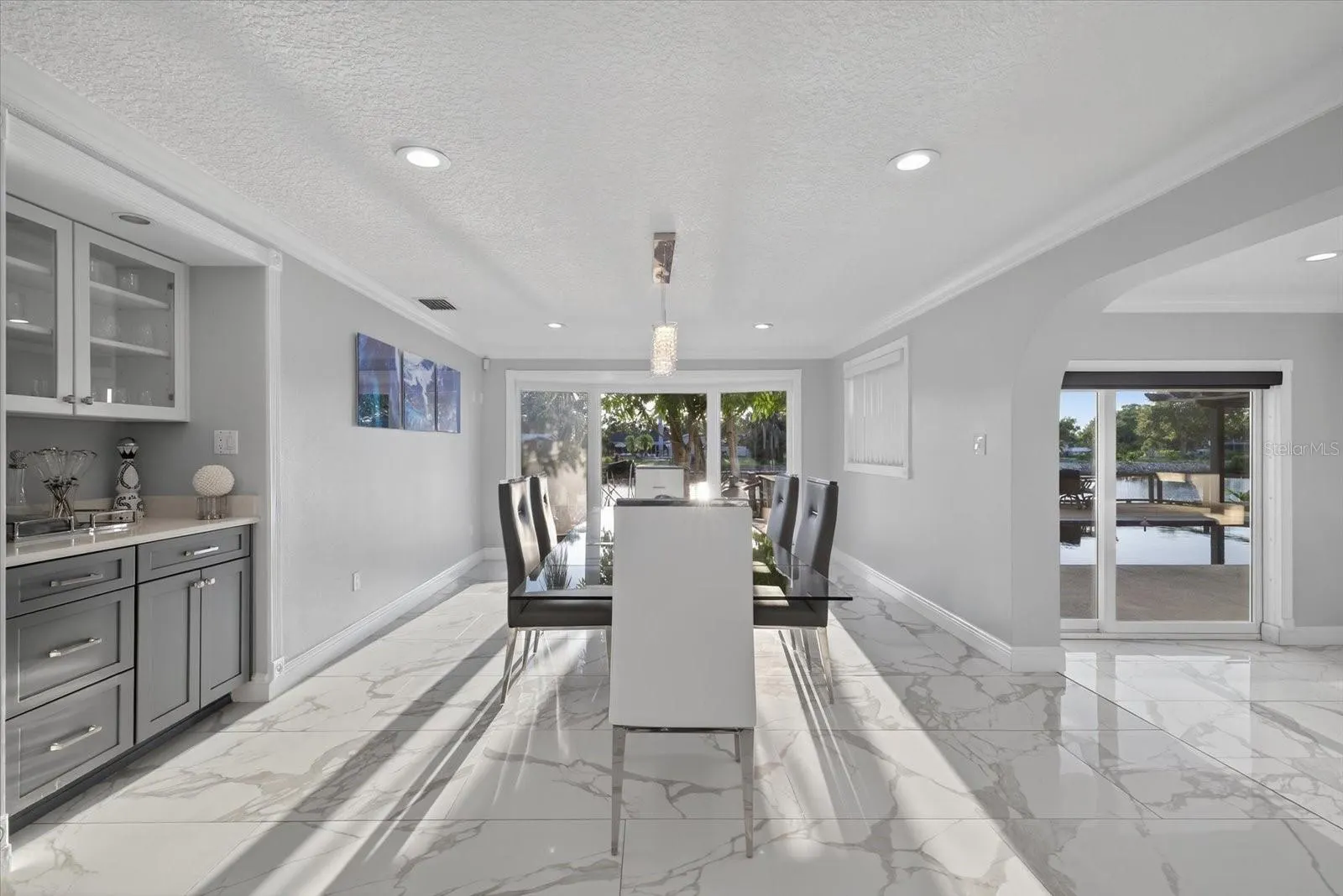1923 SEAGULL DR