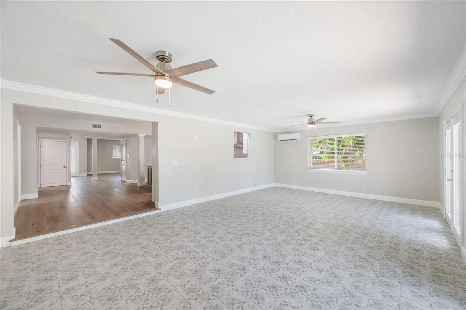 1570 COACHLIGHT WAY