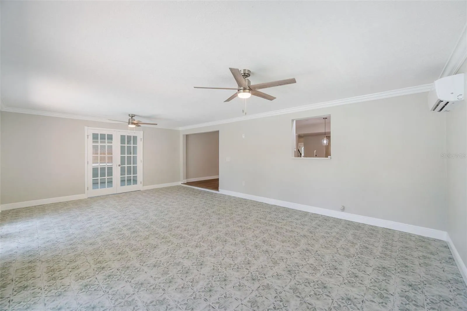 1570 COACHLIGHT WAY