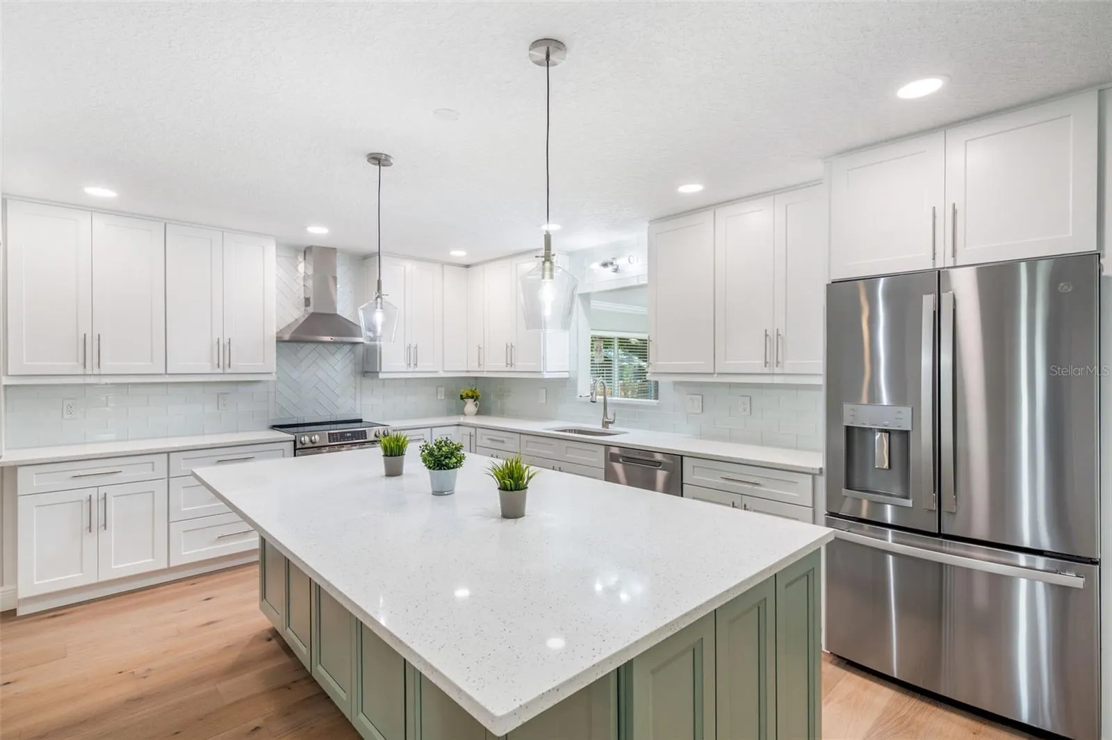 1570 COACHLIGHT WAY