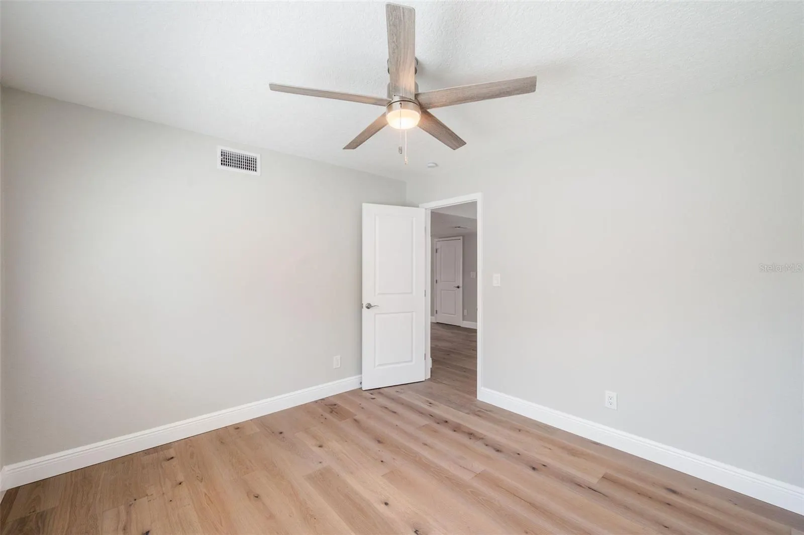 1570 COACHLIGHT WAY
