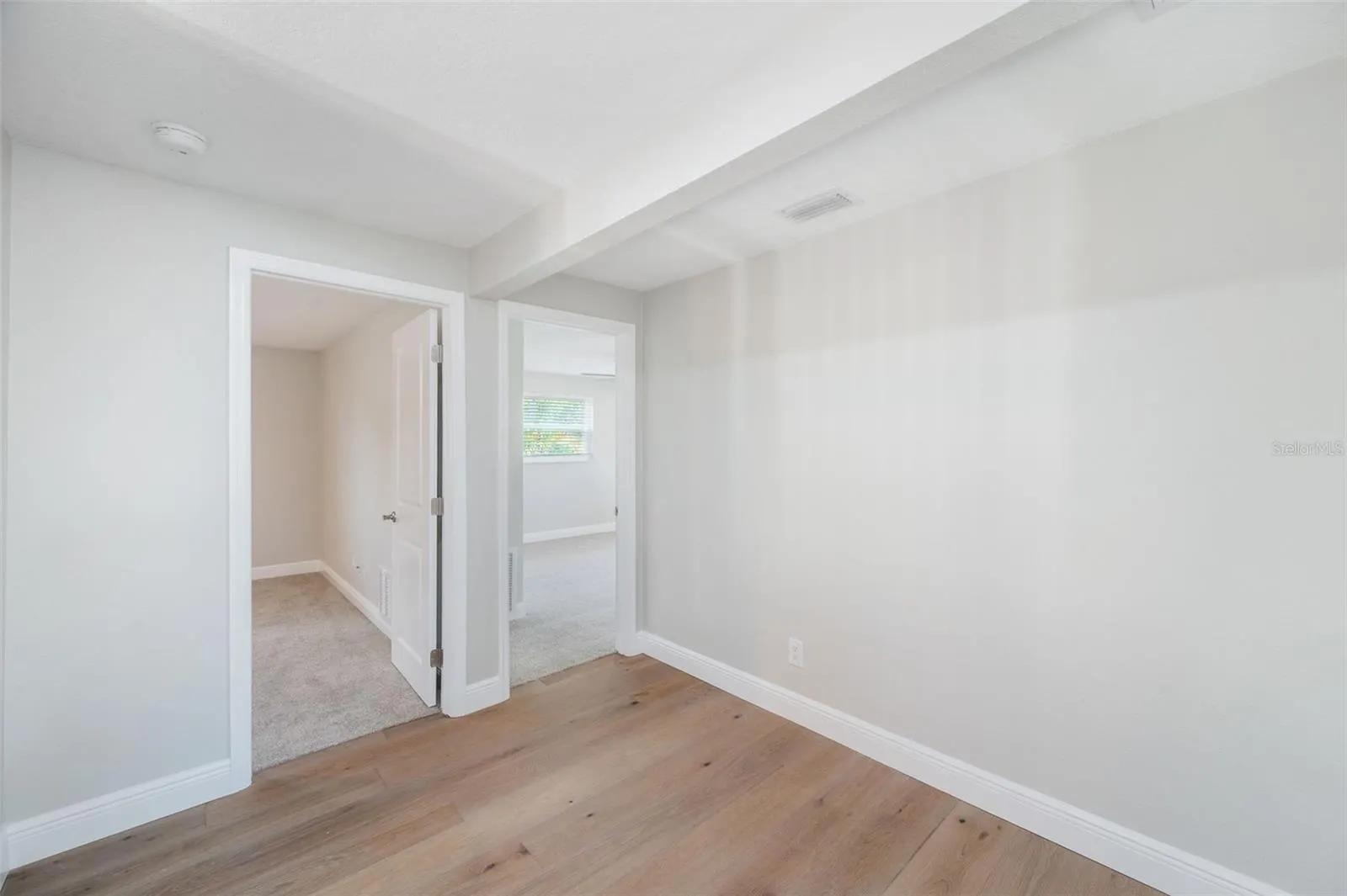 1570 COACHLIGHT WAY
