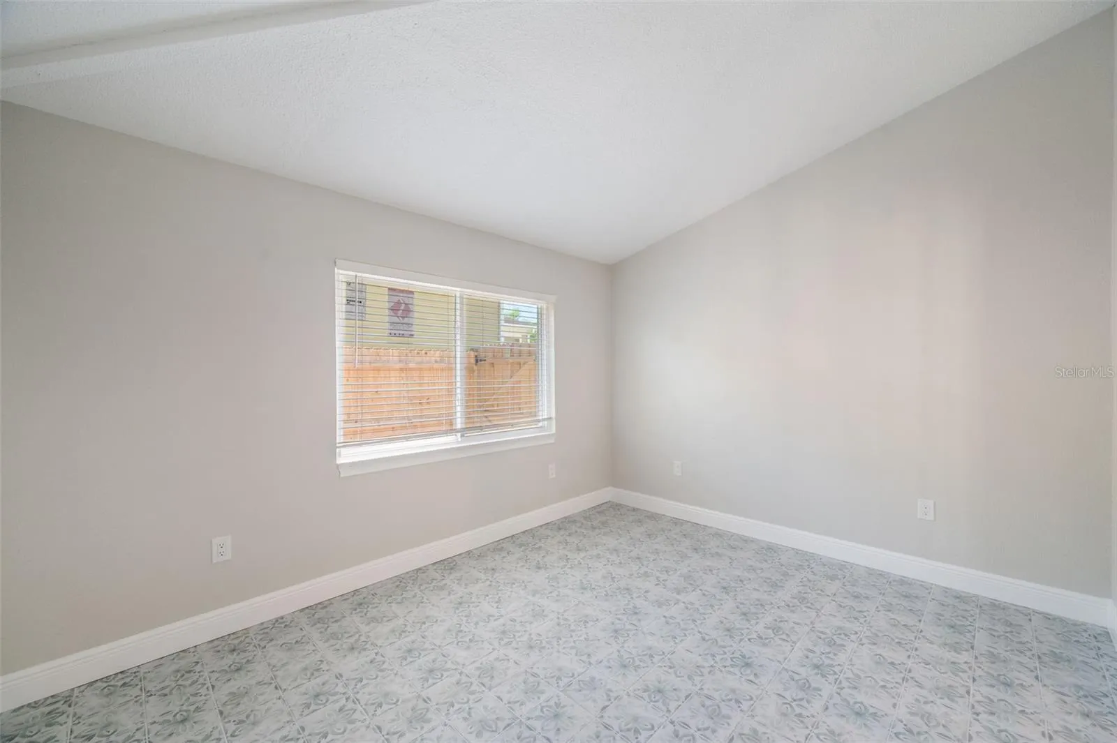 1570 COACHLIGHT WAY