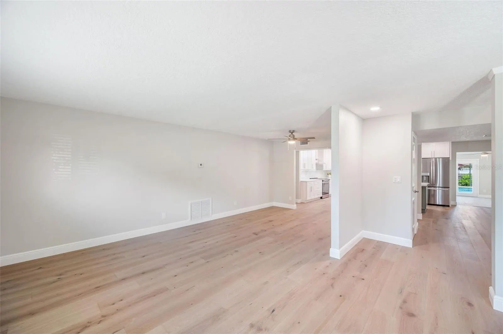 1570 COACHLIGHT WAY