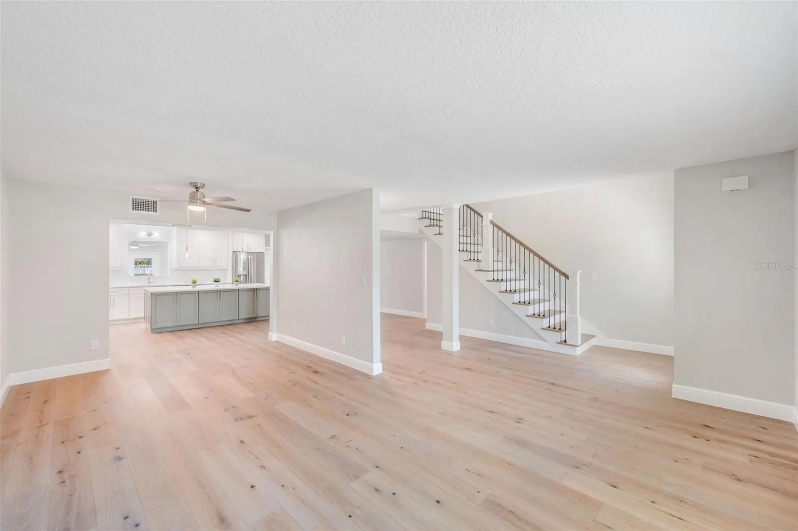 1570 COACHLIGHT WAY