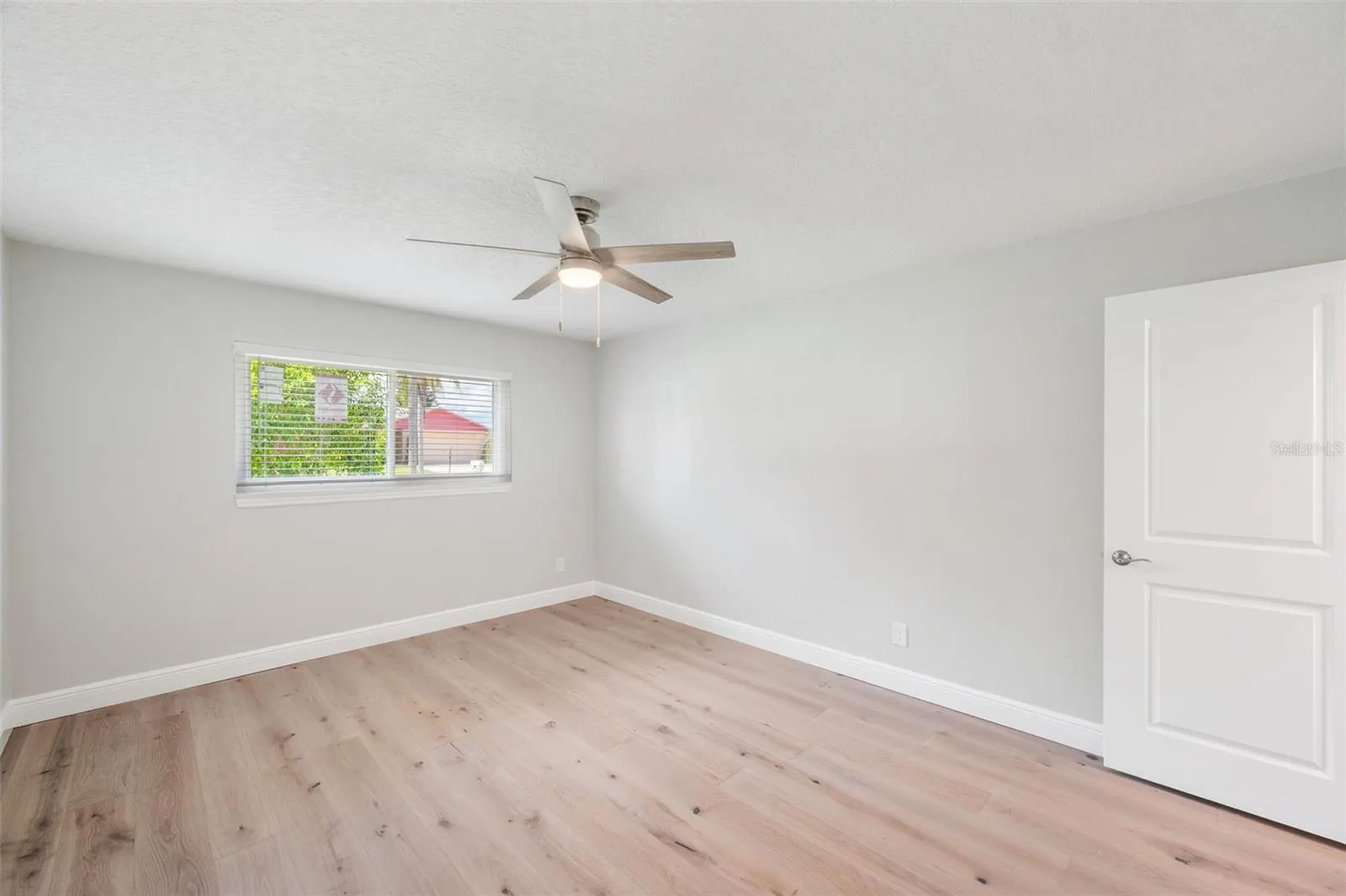 1570 COACHLIGHT WAY