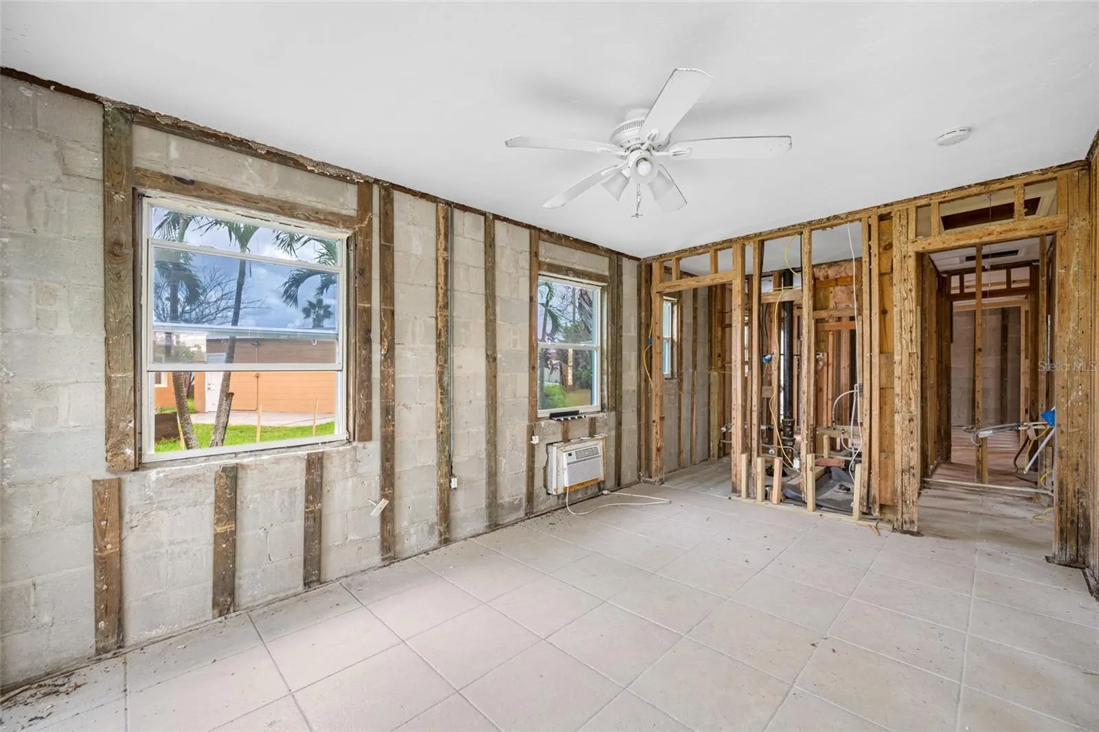14111 W PARSLEY DR