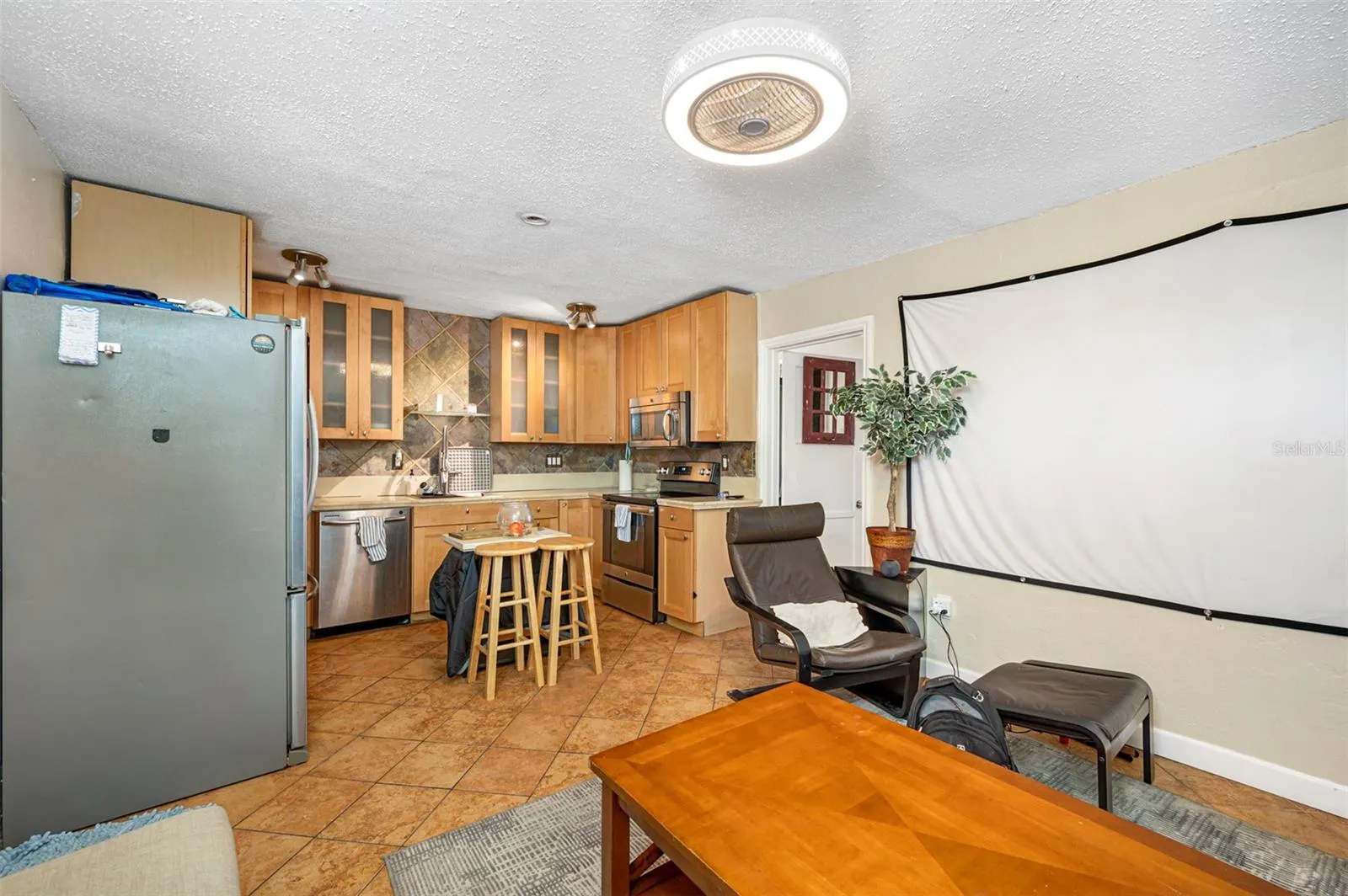 14111 W PARSLEY DR
