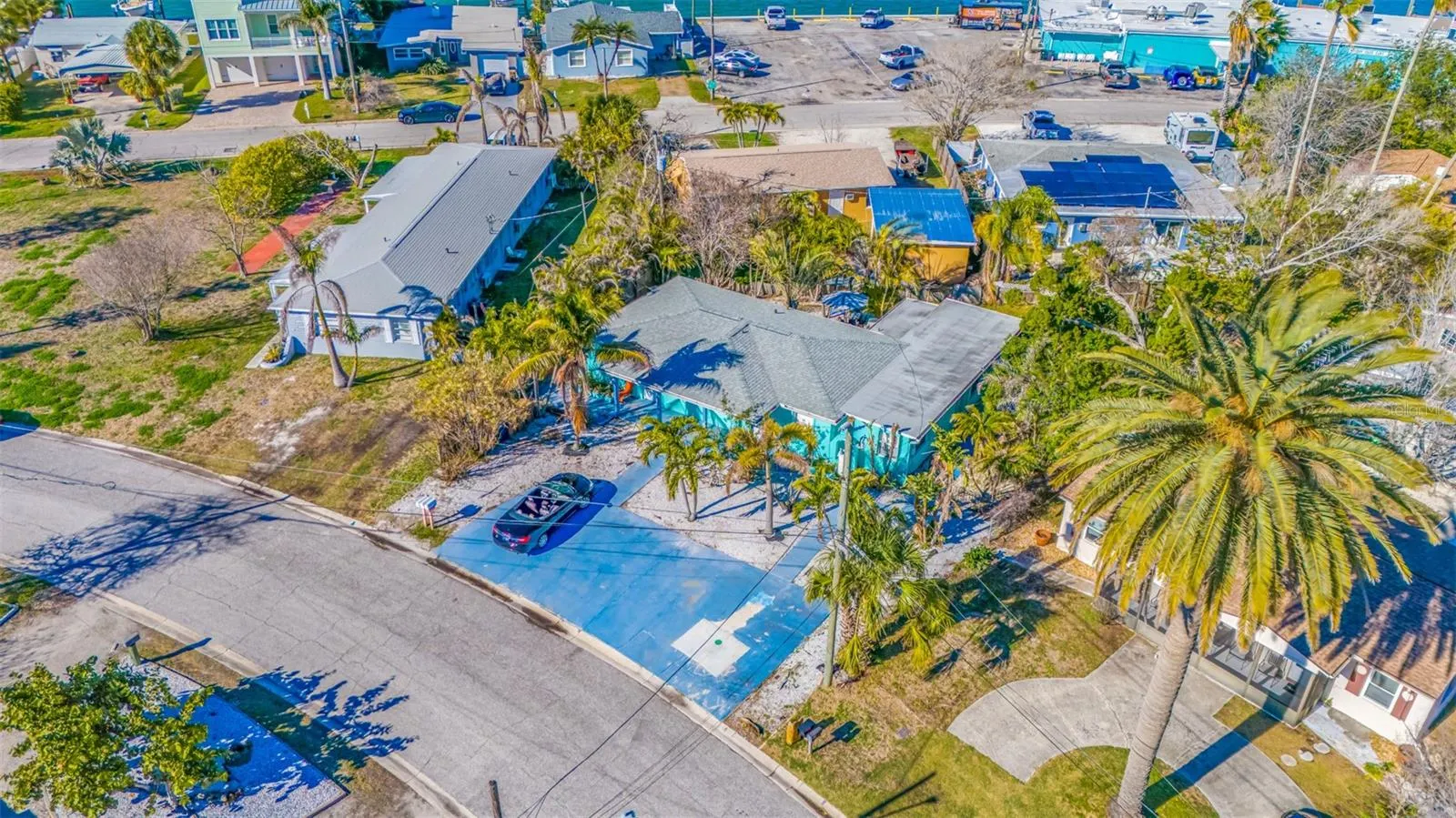 14111 W PARSLEY DR