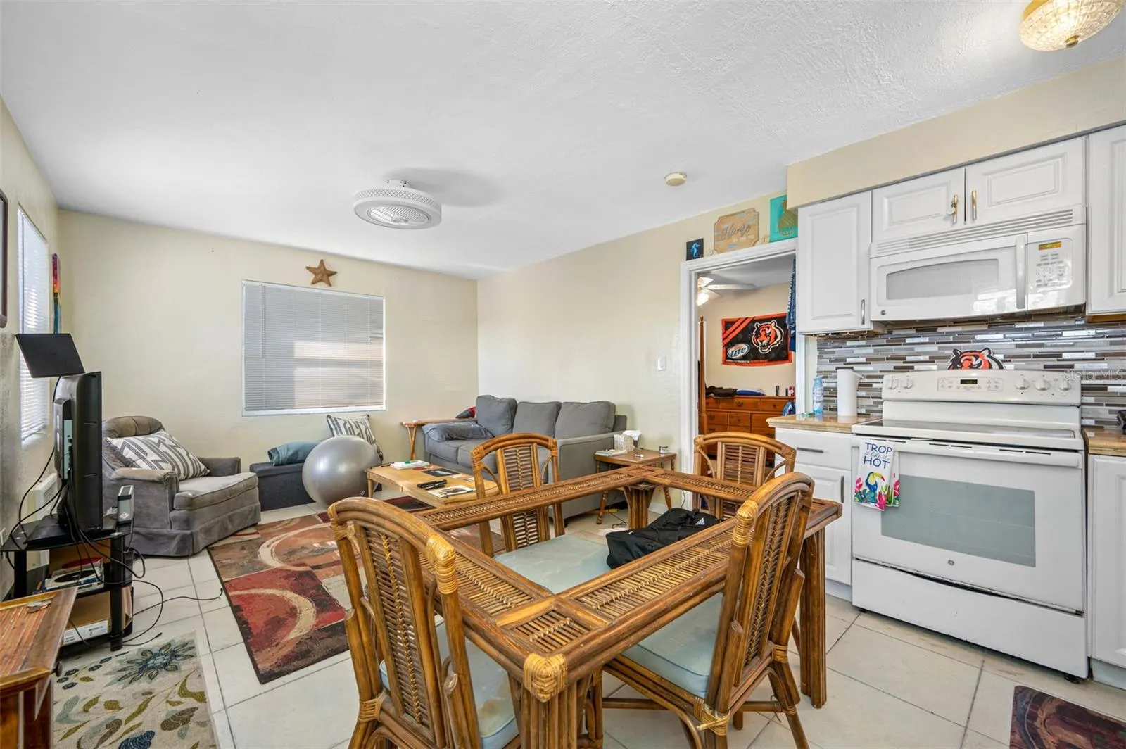 14111 W PARSLEY DR