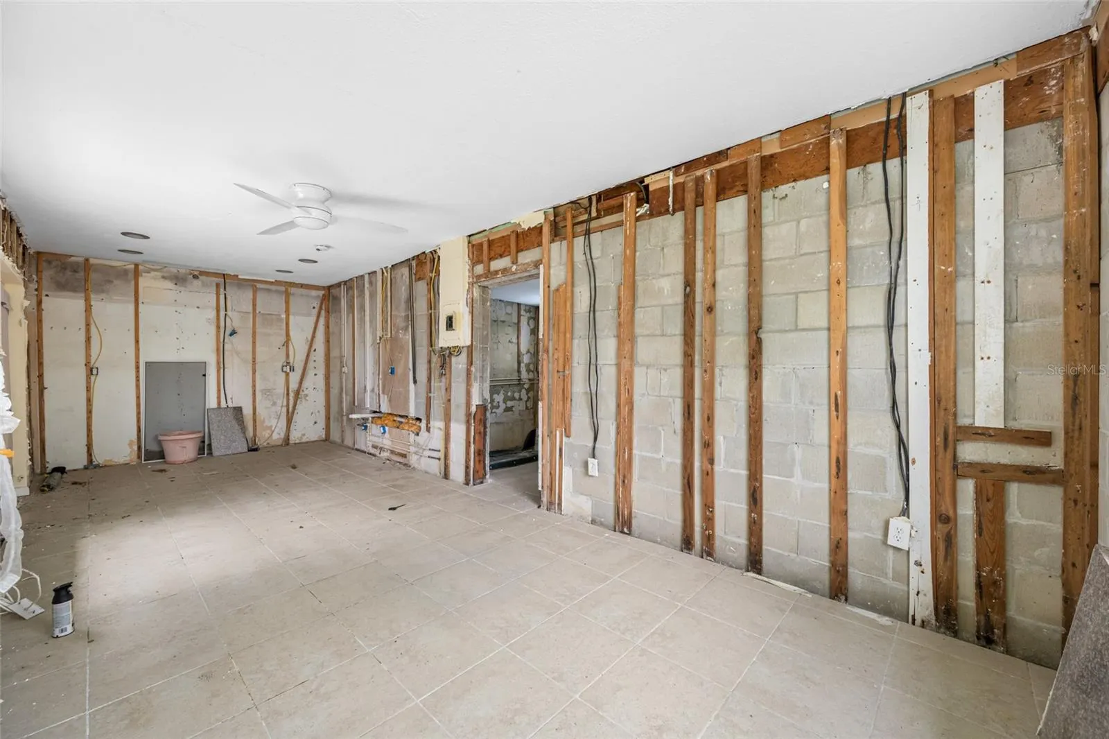 14111 W PARSLEY DR